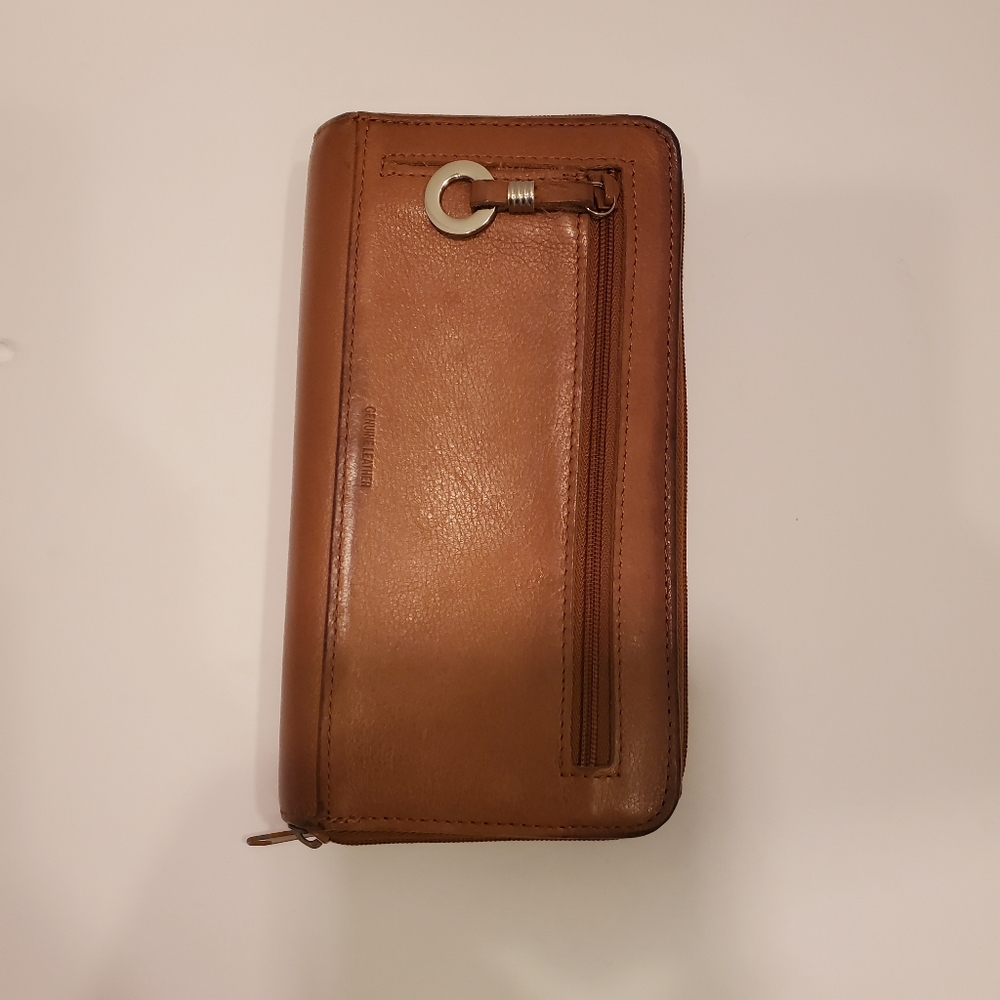 Fossil trifold leather wallet